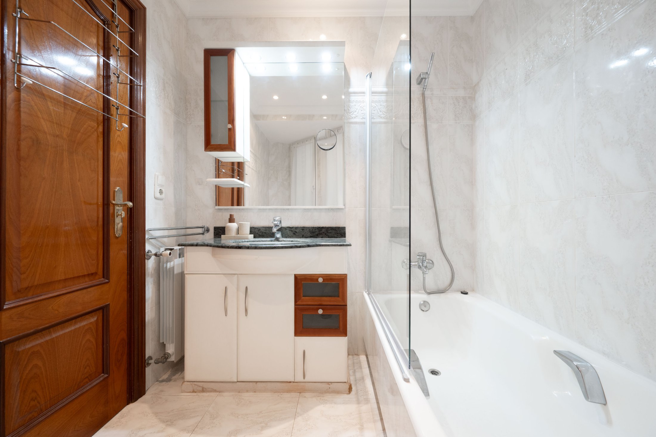 Gros Urban Glow Apartment - photograph 27