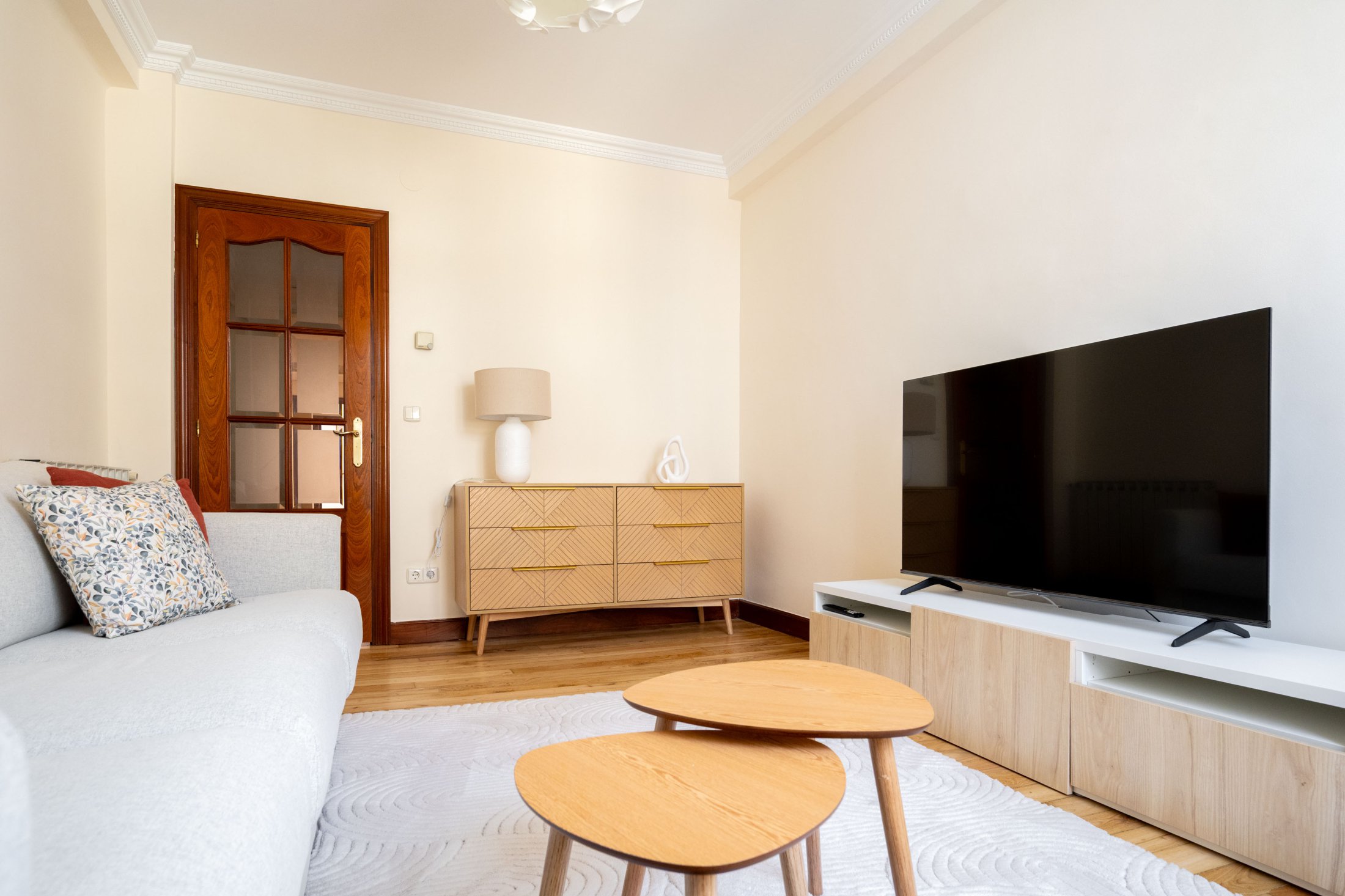 Gros Urban Glow Apartment - photograph 7