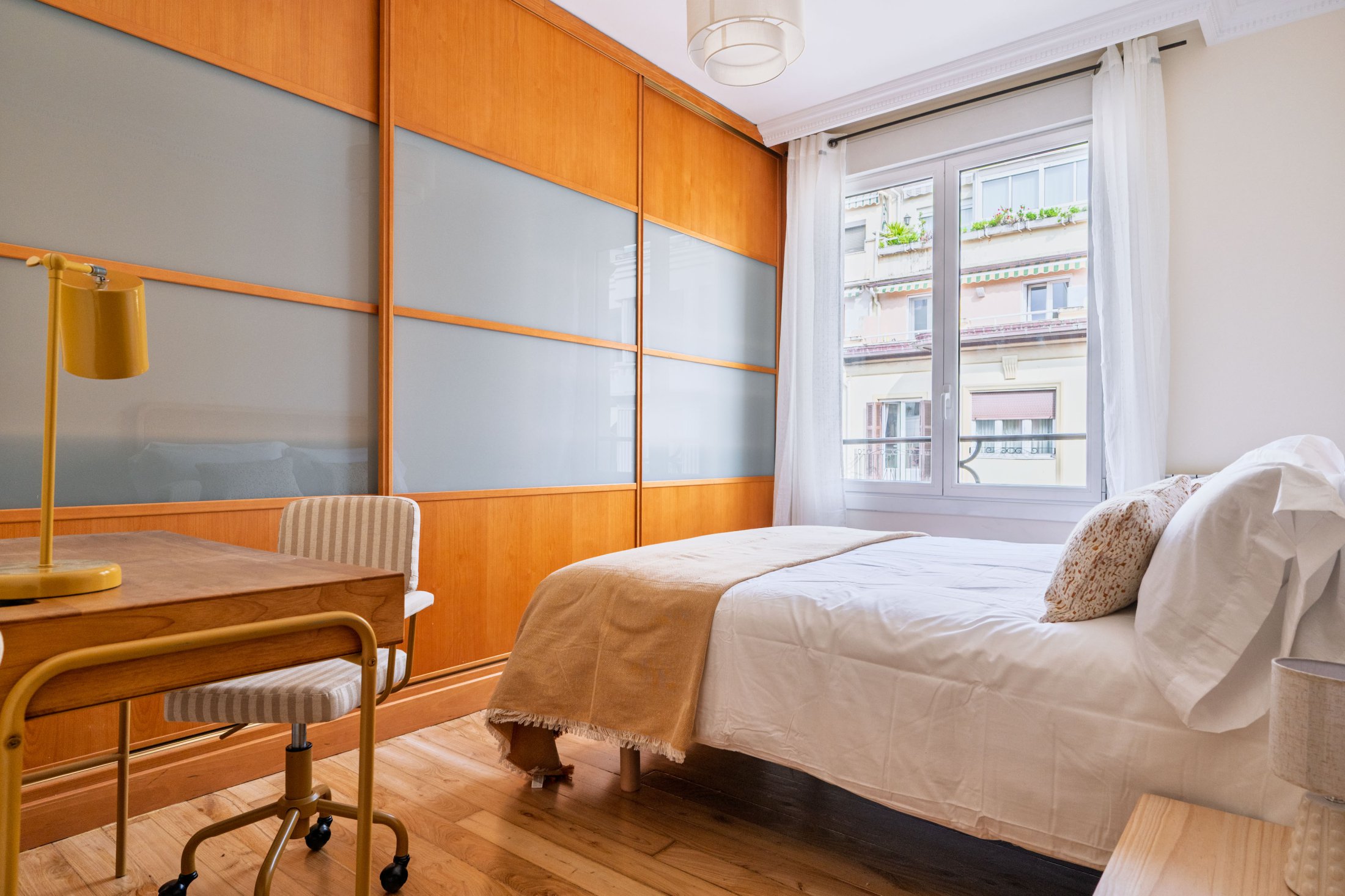 Gros Urban Glow Apartment - photograph 8